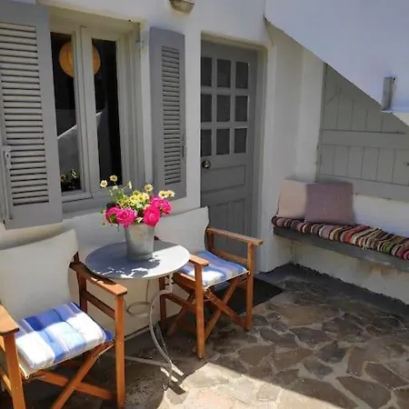 Apartment Vasilikis Cycladic *